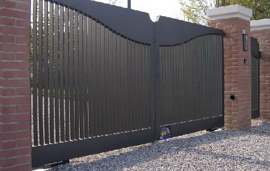 Купить новые ворота Абакан откатные в Мелеузе по цене от 81488 руб